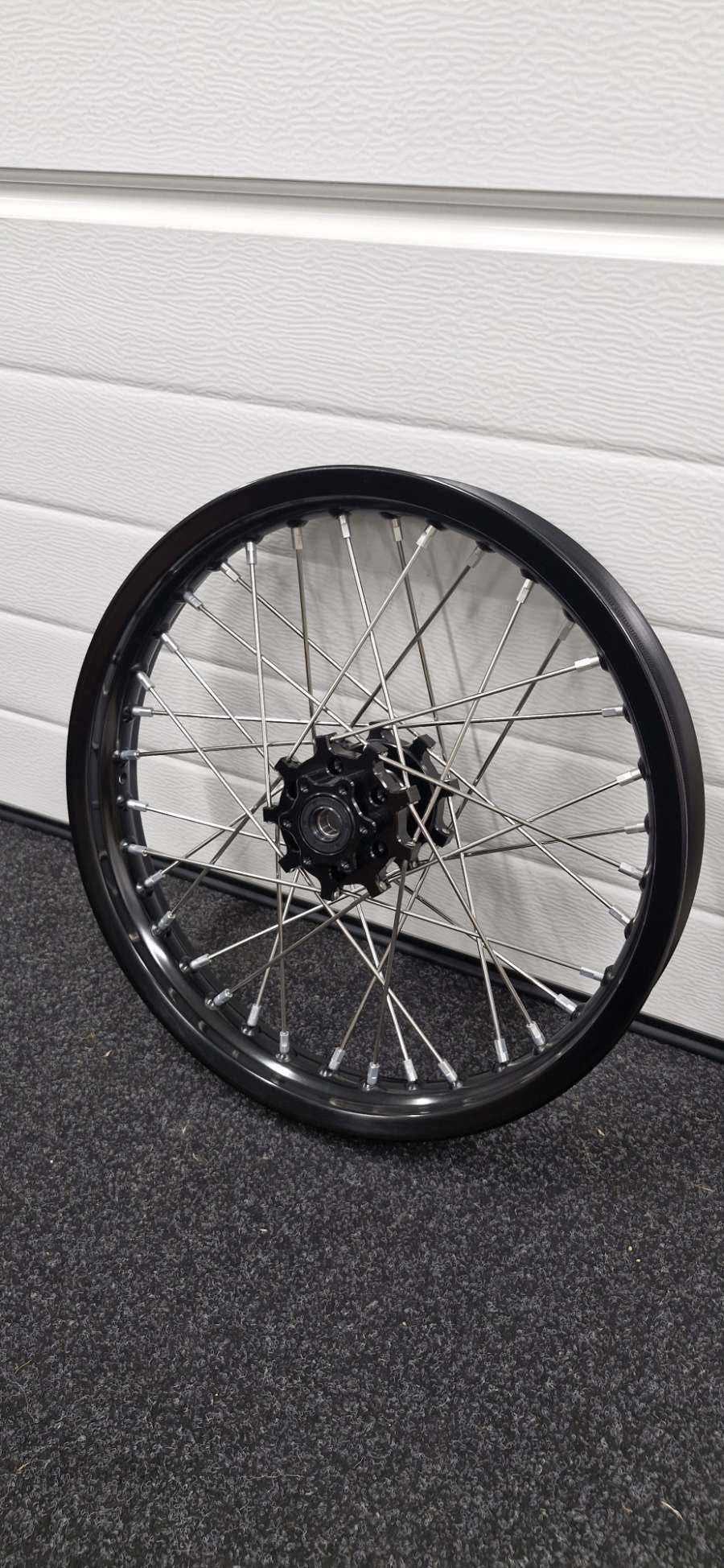 16'ich rear wheel